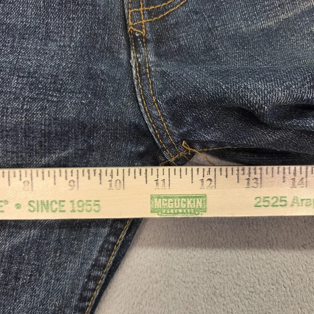 Levis important sizing